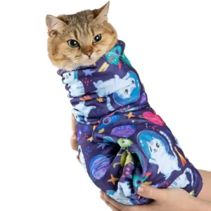 27.6 Cat Wrap for Grooming